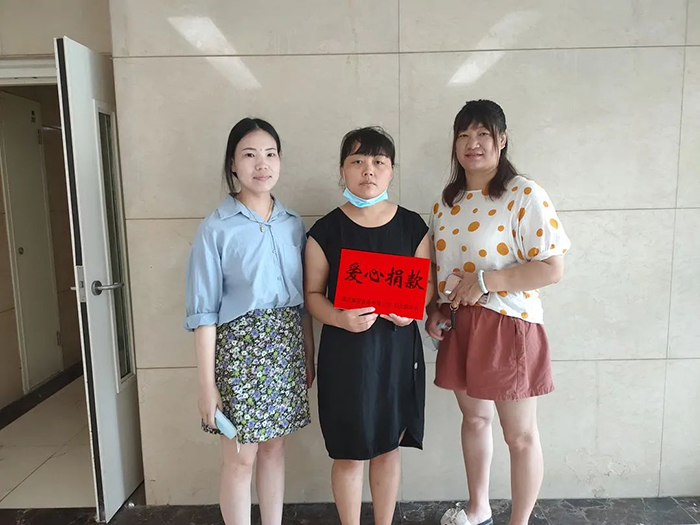 暖心慰問(wèn)，進(jìn)行中